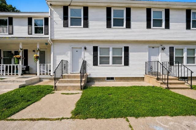 Condominio de 2 habitaciones en 87 Beacon Ave # 2, Lawrence