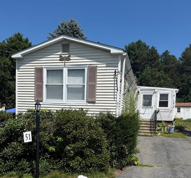 2-bed Single Family at 51 Pinehurst Drive, Plymouth