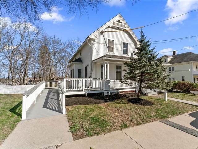 5-bed Single Family at 29 Orchard St, Southbridge