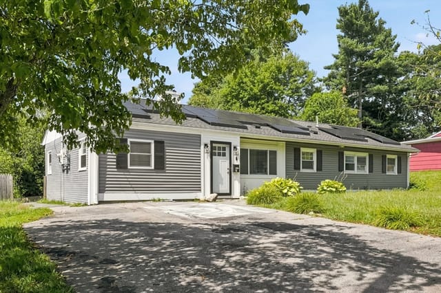 4-bed Single Family at 14 Pineview Terrace, Brockton