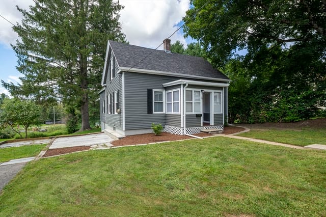 Casa Unifamiliar de 4 habitaciones en 70 Juniper St, Winchendon