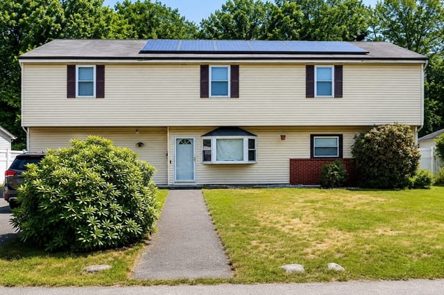 7-bed Single Family at 141 Lester Rd, Brockton