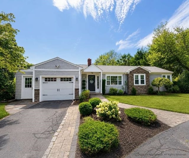 Casa Unifamiliar de 3 quartos em 178 Rockland St, Dartmouth