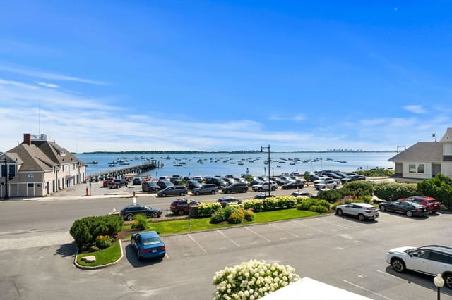 2-bed Condo at 432 Humphrey St # 16, Swampscott