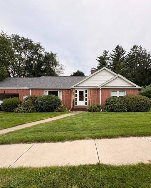 2-bed Single Family at 34 Vadnais St, Holyoke