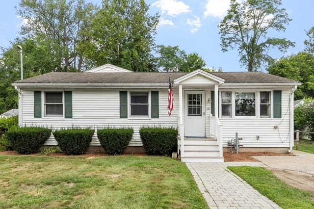 4-bed Single Family at 170 Townsend Ave, Lowell