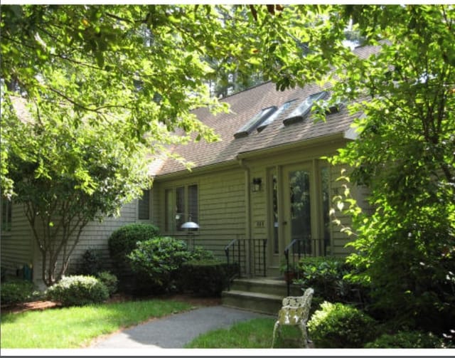 2-bed Condo at 38 Trout Farm Ln # 1, Duxbury