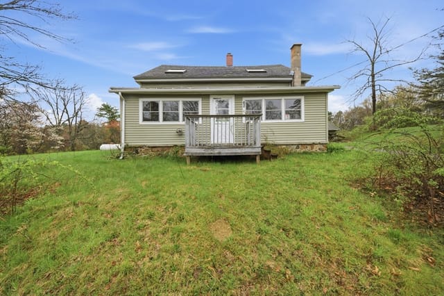 4-bed Single Family at 62 Moulton Hill Rd, Monson