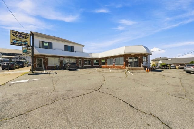0-bed Commercial at 1467 S Main St, Fall River