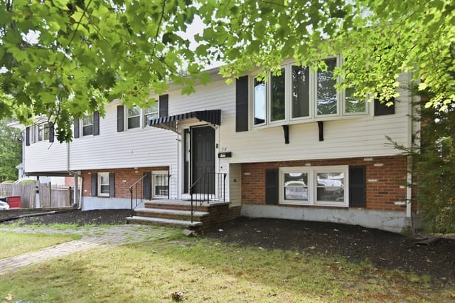 4-bed Single Family at 54 Michael Dr, Brockton