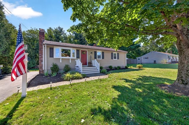 3-bed Single Family at 67 Nicholas Rd, Raynham