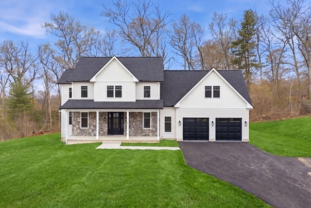 5-bed Single Family at 49 Balsam Hill Rd, Ludlow