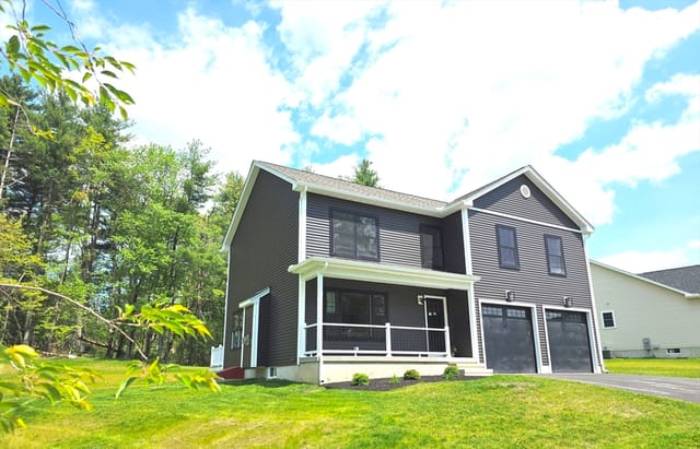 Casa Unifamiliar de 4 quartos em 23 High Bluff, Belchertown