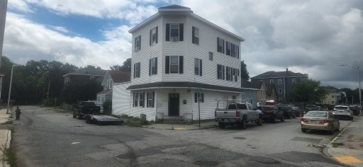 11-bed Multi-Family at 1 Douglas, Worcester
