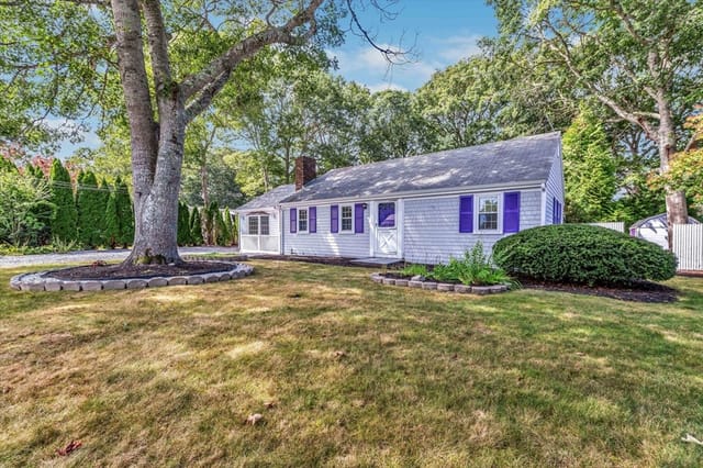 Casa Unifamiliar de 2 quartos em 67 Lakefield Rd, Yarmouth
