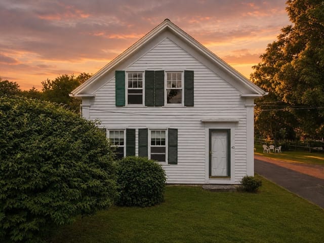 3-bed Single Family at 40 Boylston Circle, Shrewsbury