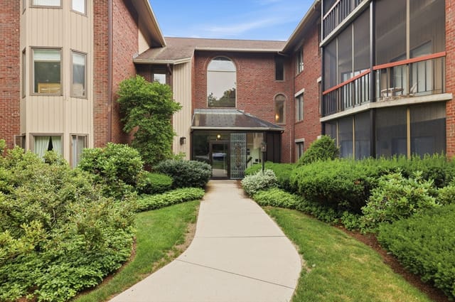 1-bed Condo at 770 Salisbury St. # 311, Worcester