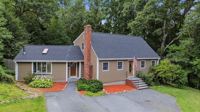 3-bed Single Family at 9 Westgate Rd, Billerica