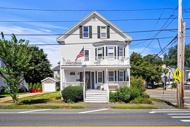 7-bed Multi-Family at 21 Jackson St, Salem