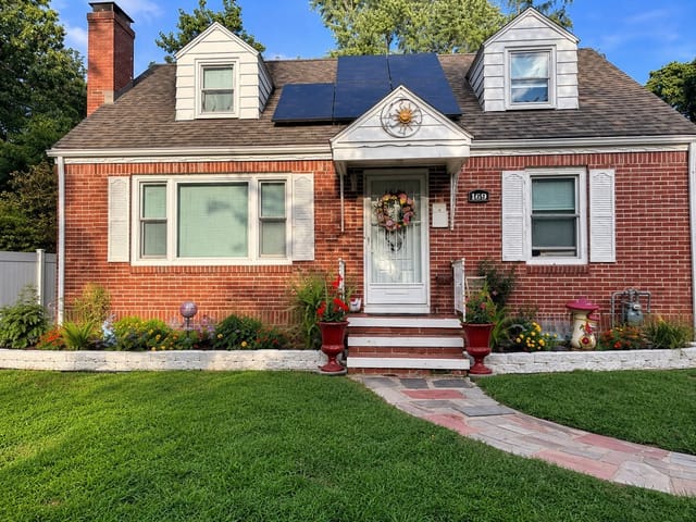 3-bed Single Family at 169 Roosevelt Ave, Springfield