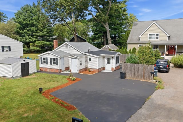 2-bed Single Family at 174, Taunton