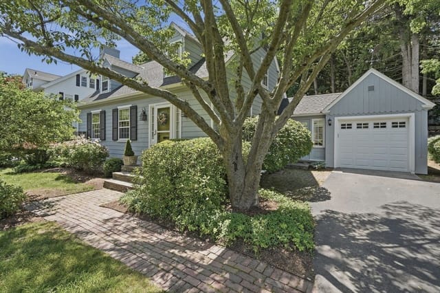 3-bed Single Family at 143 Richmond Avenue, Worcester