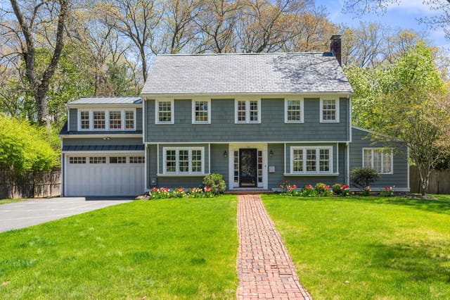 5-bed Single Family at 104 Fairbanks Avenue, Wellesley