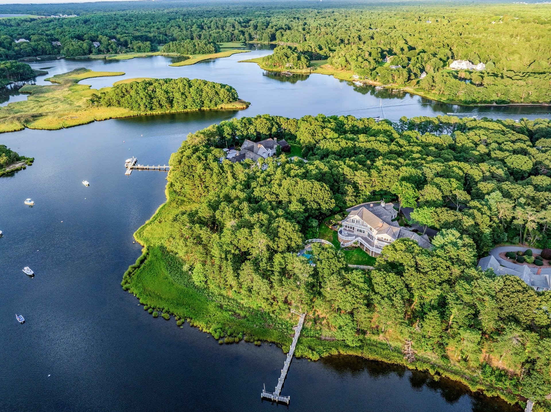 Casa Unifamiliar de 6 habitaciones en 16 Cove Point Lane, Barnstable