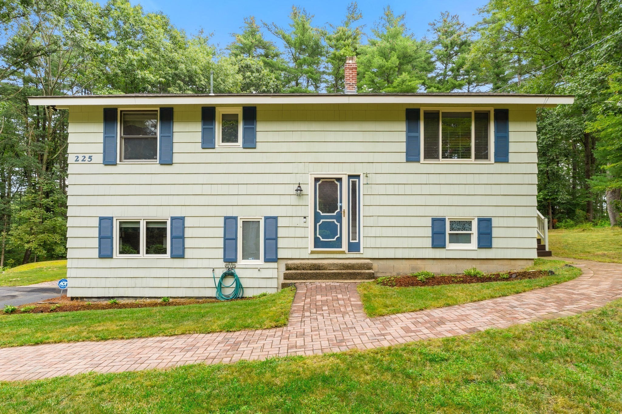 Casa Unifamiliar de 3 quartos em 225 Taylor Rd, Stow