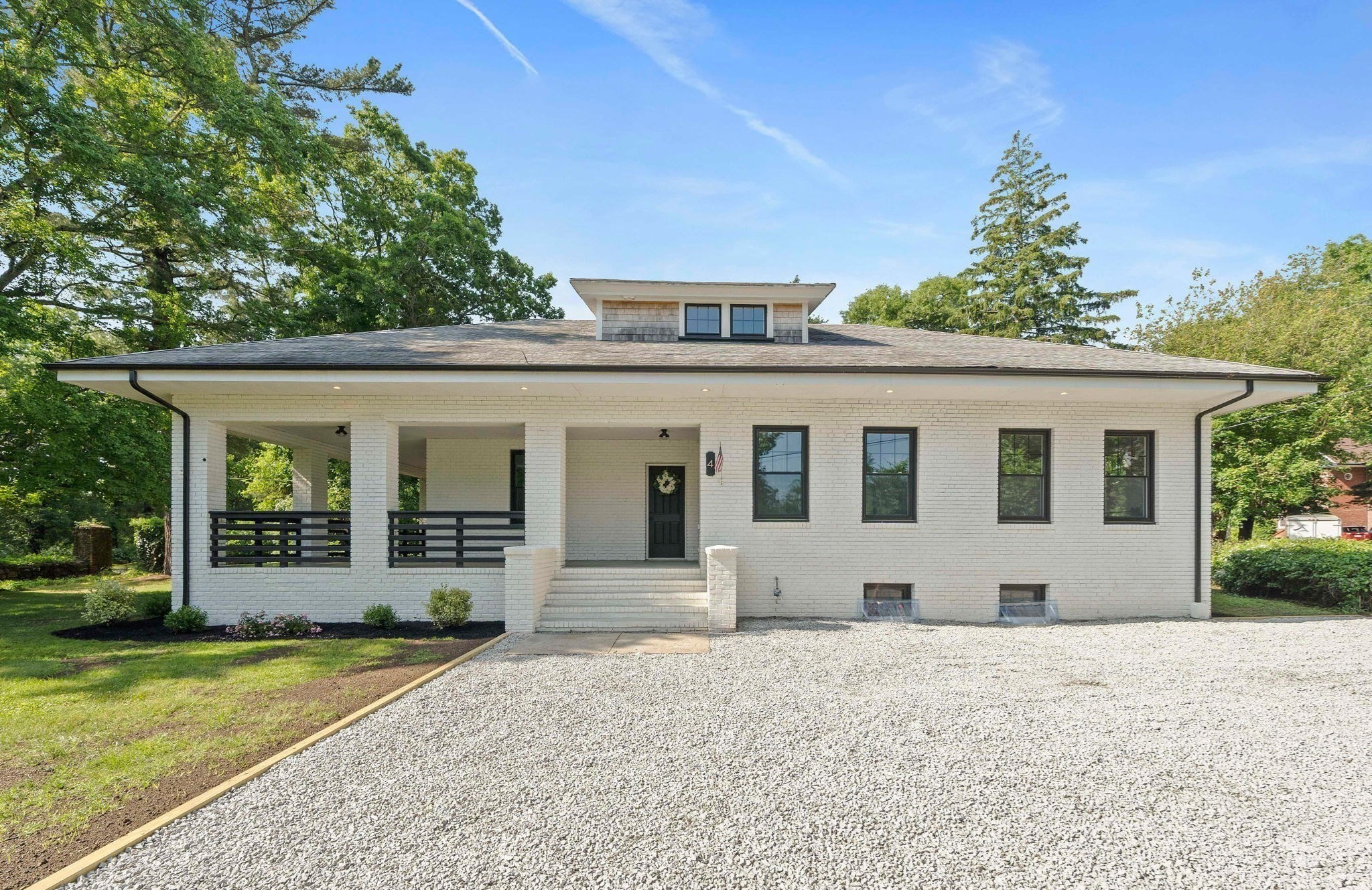 5-bed Single Family at 4 Marconi Lane, Marion