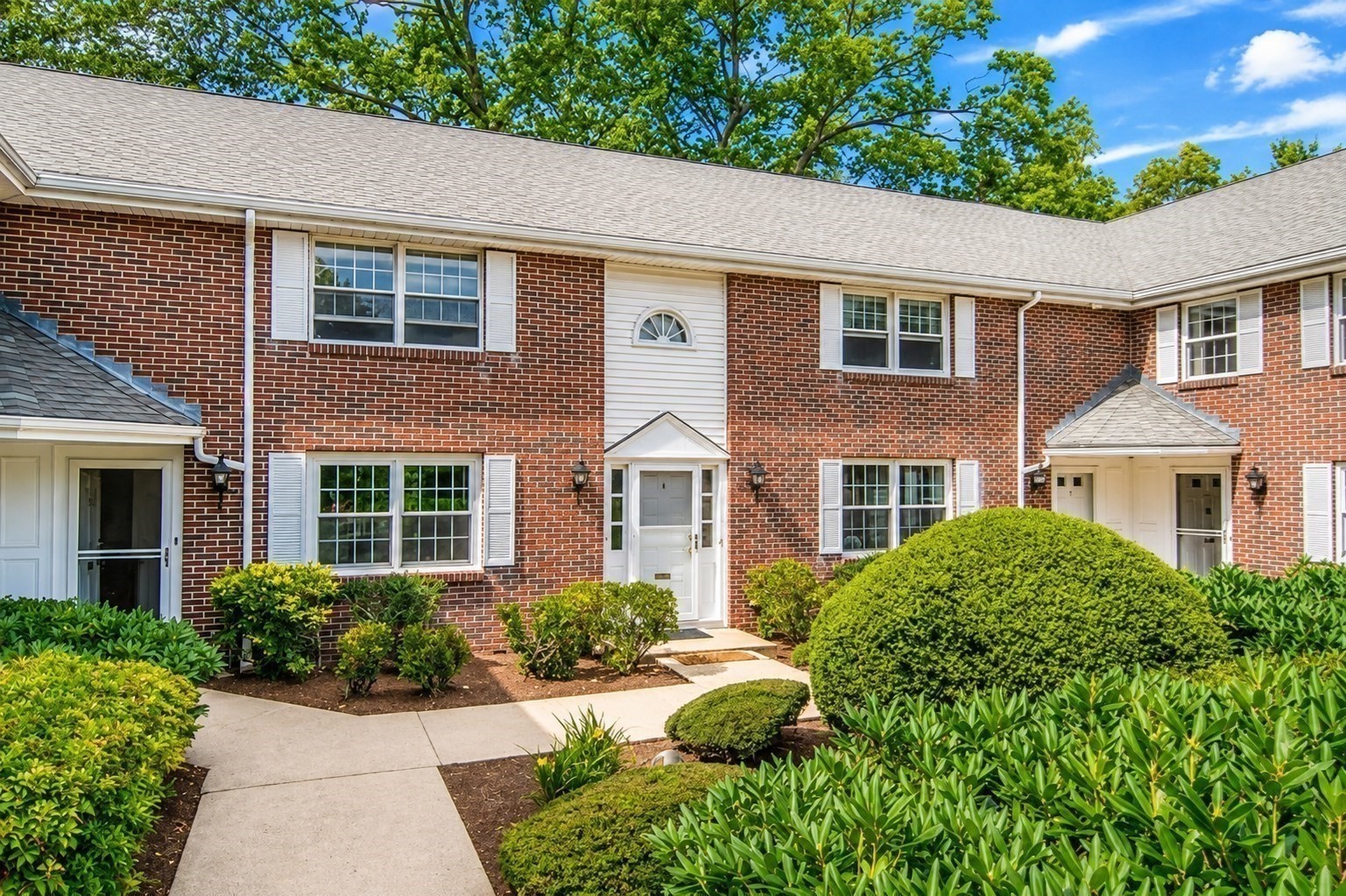 2-bed Condo at 21 Westerly St # 6, Wellesley