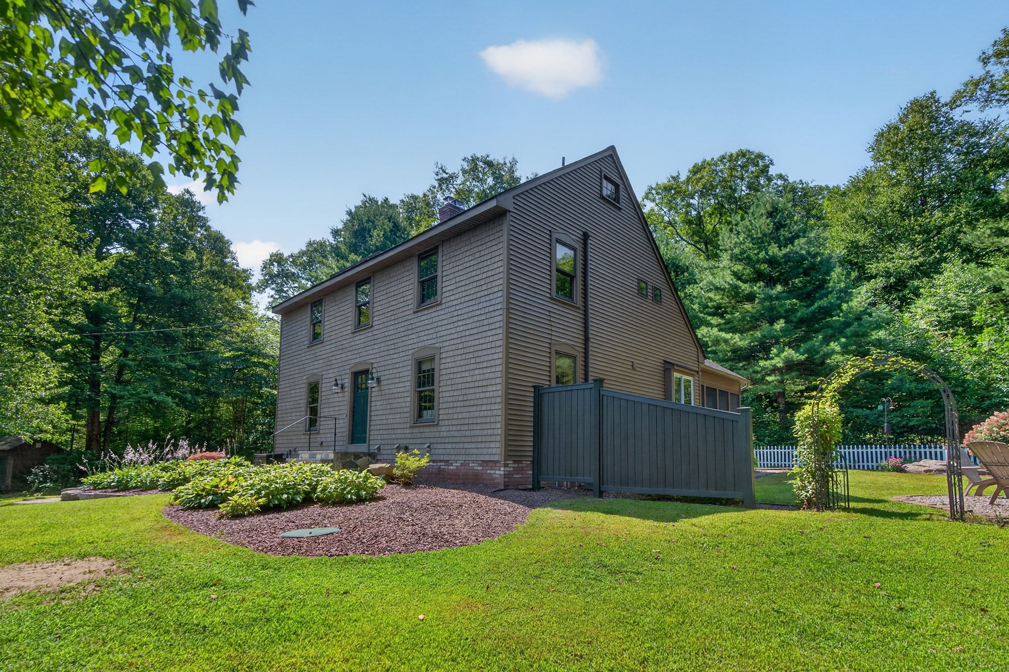 3-bed Single Family at 187 Blackstone Street, Mendon