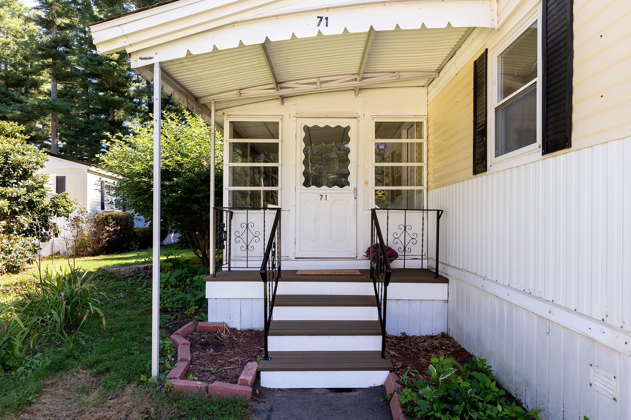 3-bed Single Family at 71 Maplewood Dr, Halifax