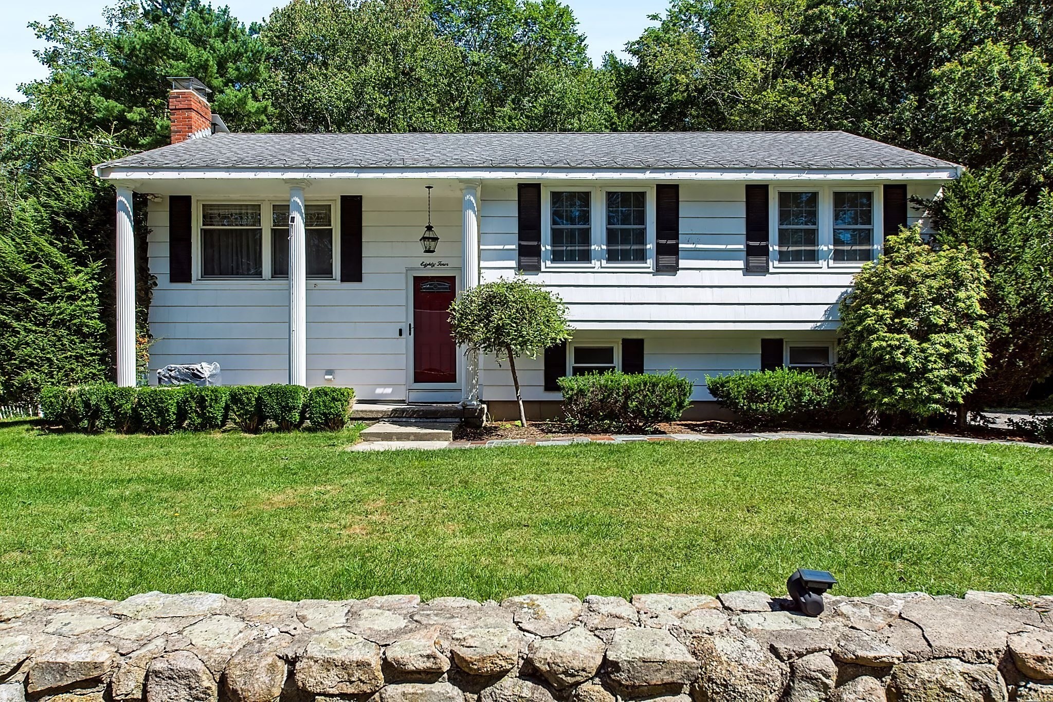 Casa Unifamiliar de 3 quartos em 84 Lincoln St, West Bridgewater