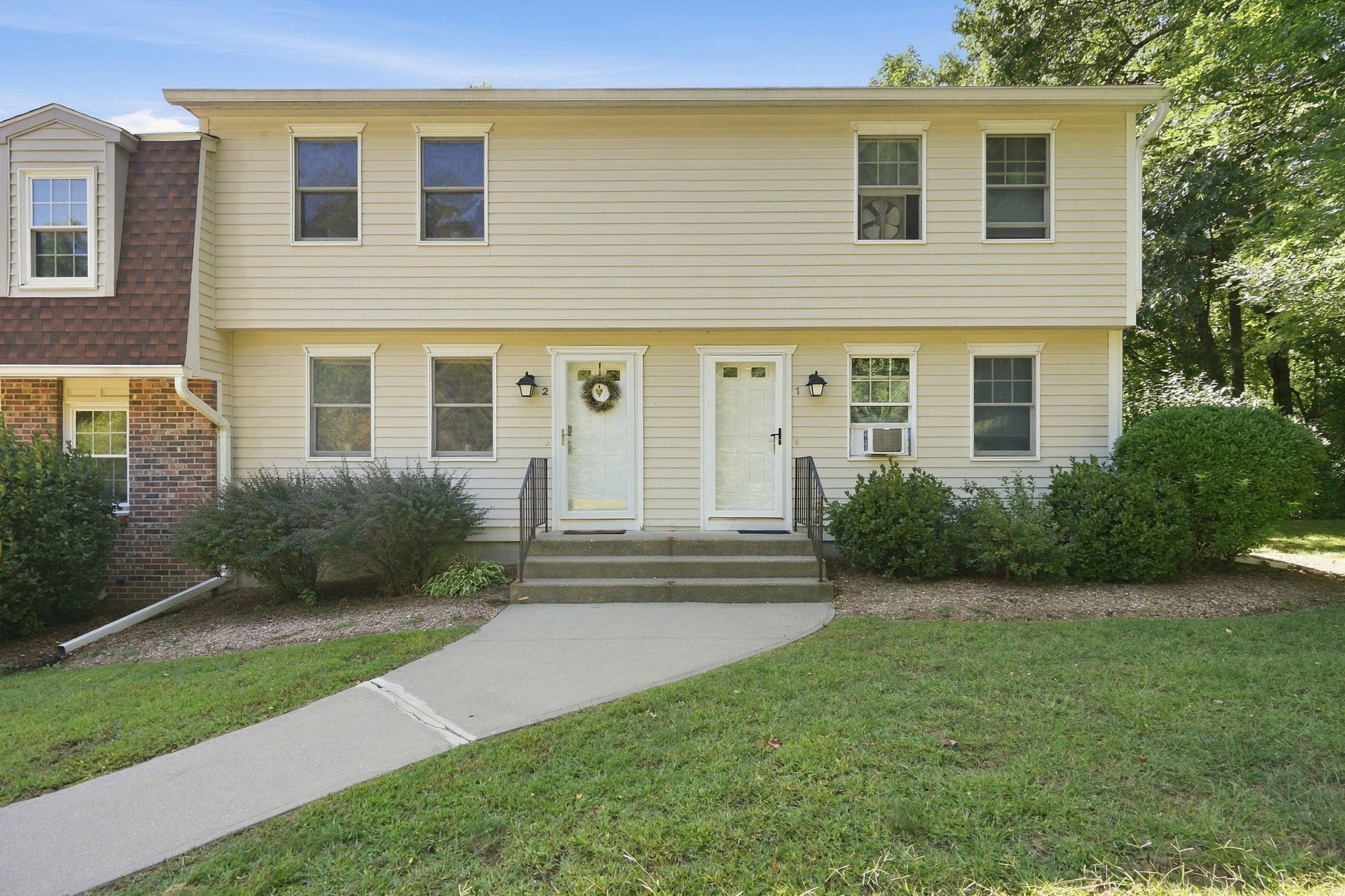 Condominio de 2 habitaciones en 266 Grove St # 2, Northampton