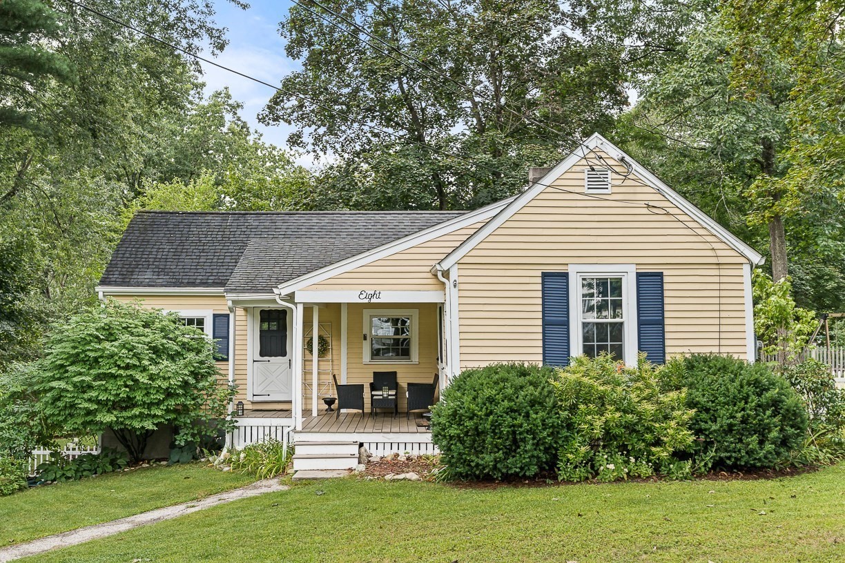 2-bed Single Family at 8 Moore Road, Westford