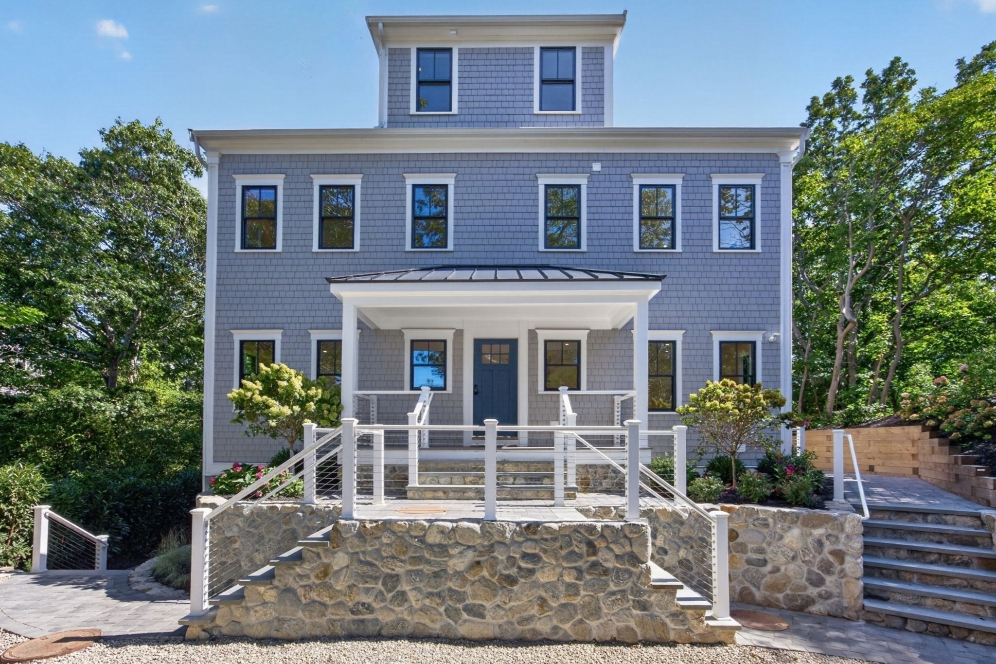 6-bed Single Family at 8A Willow Drive, Provincetown