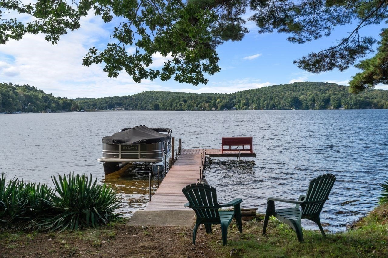 2-bed Single Family at 19 Lakeview Dr, Holland