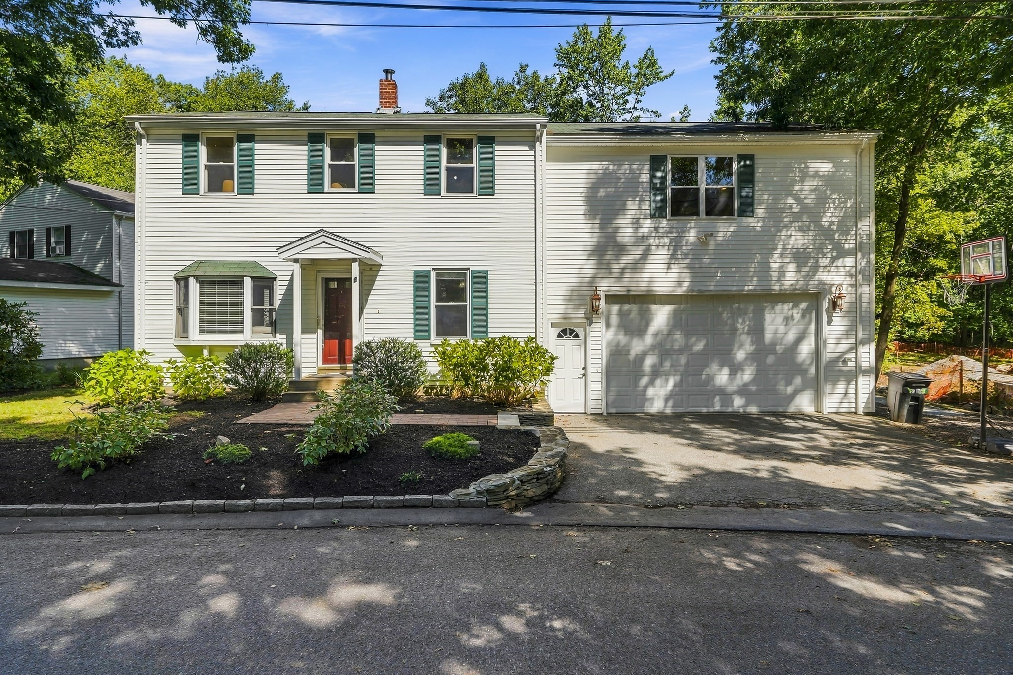 4-bed Single Family at 8 Rangeway, Lexington