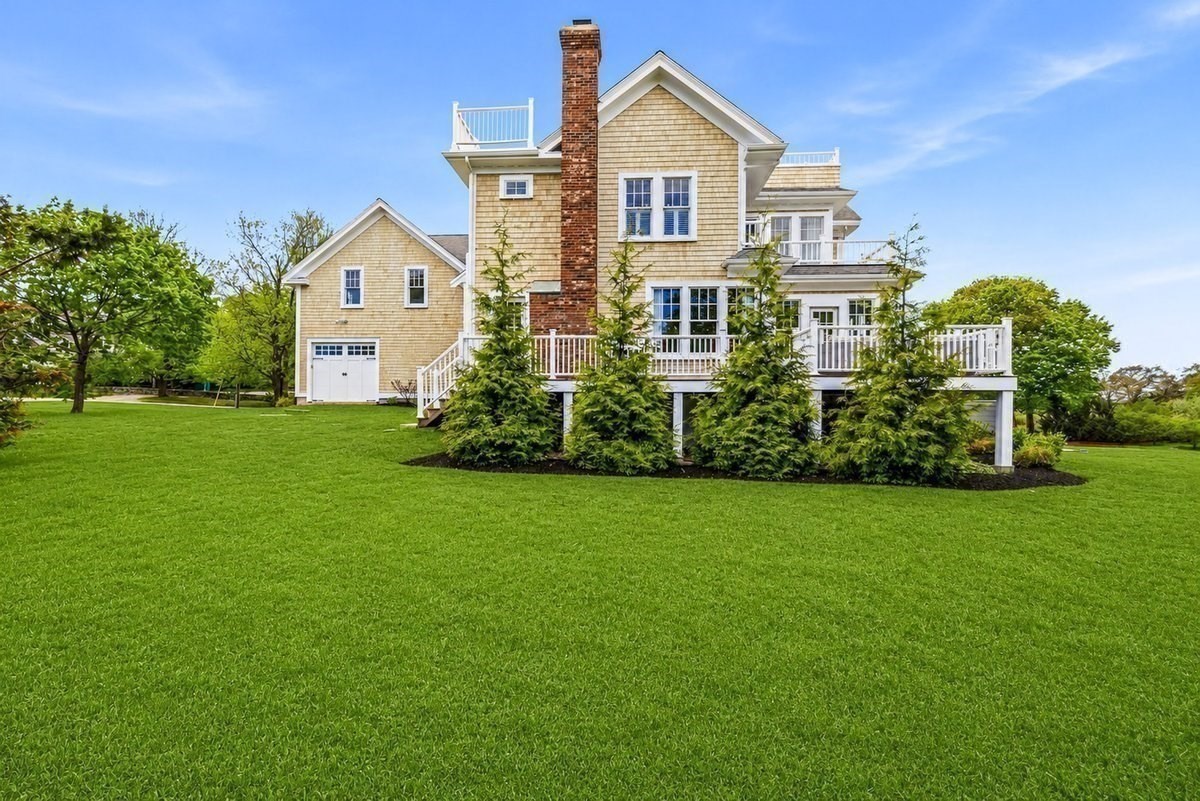 5-bed Single Family at 14 Bayberry Rd, Scituate