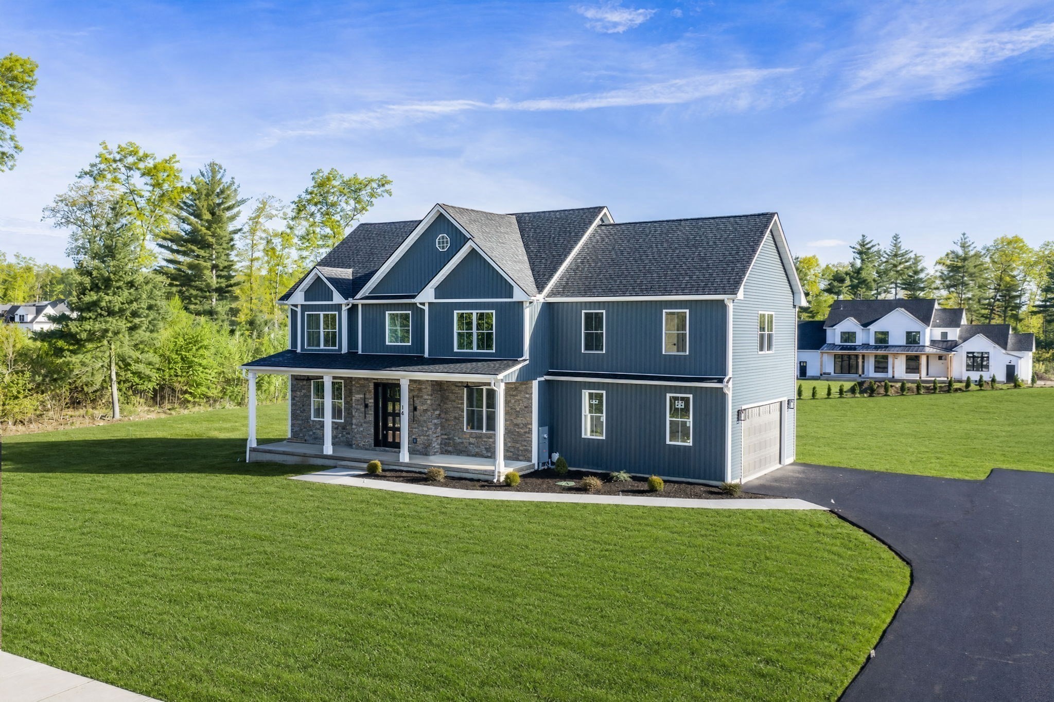 Casa Unifamiliar de 5 quartos em 14 Balsam Hill Rd, Ludlow