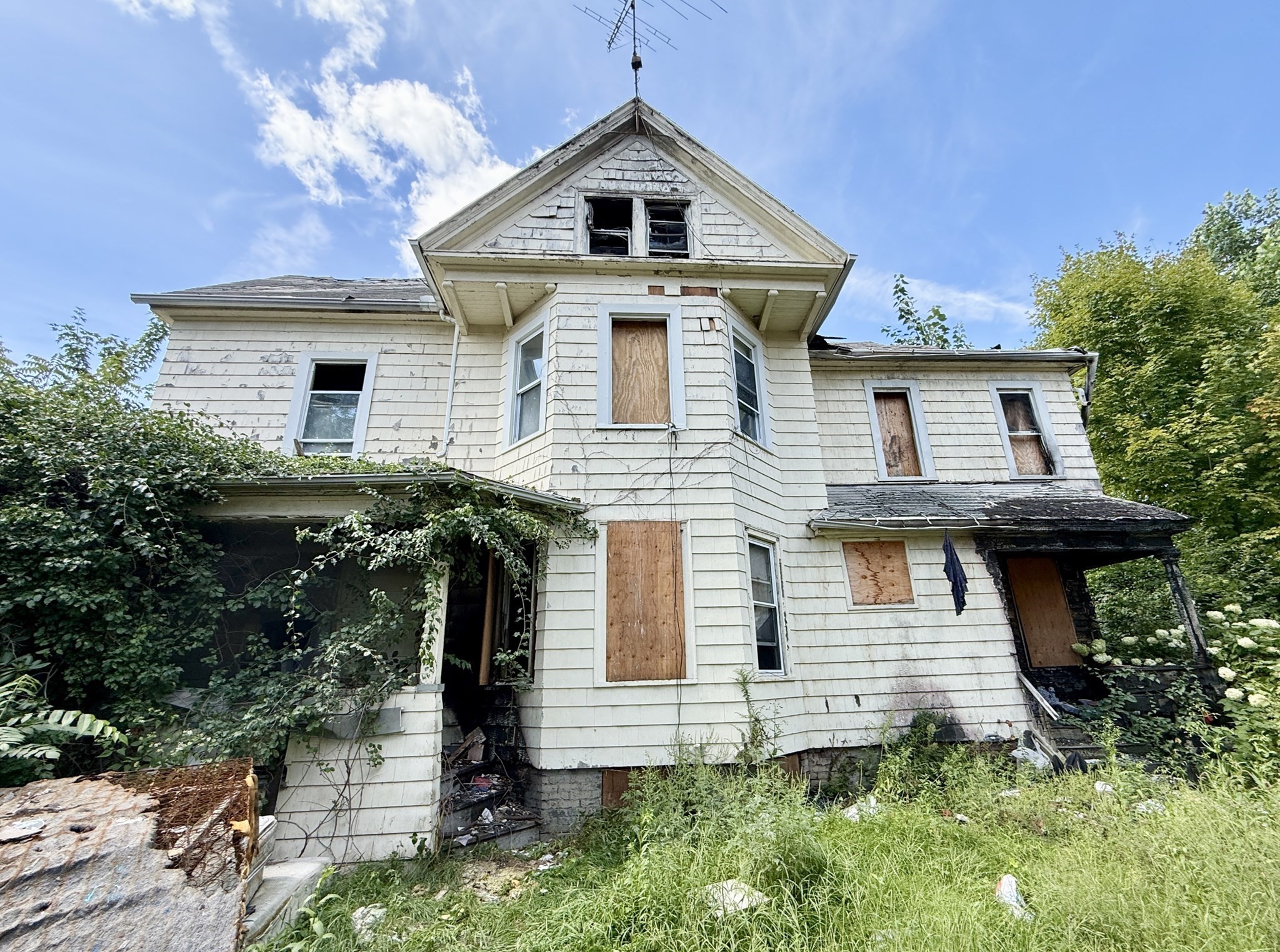 Casa Unifamiliar de 5 habitaciones en 161 Lincoln St, Holyoke