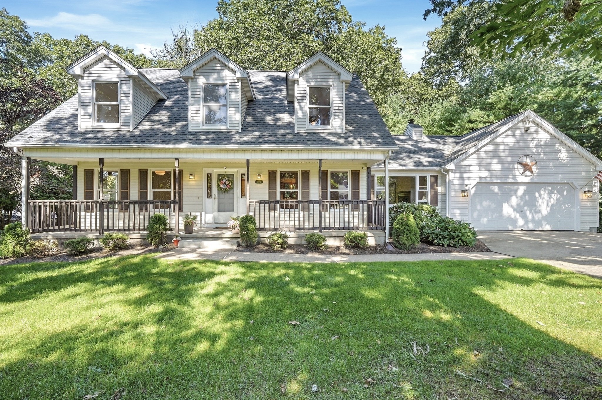 3-bed Single Family at 690 Converse Street, Longmeadow