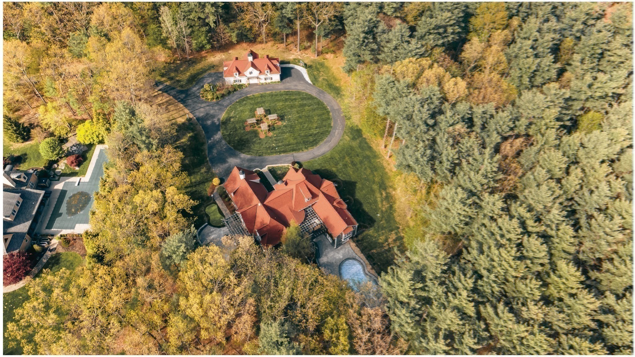 Casa Unifamiliar de 5 quartos em 97 Fox Run Road, Bolton