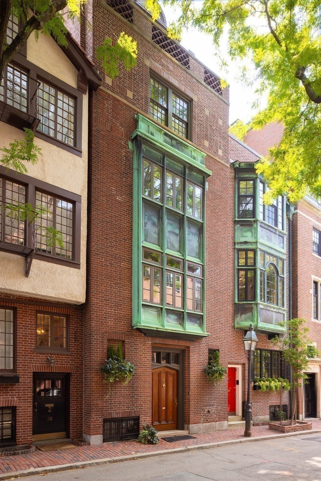 4-bed Single Family at 32 Lime St, Boston