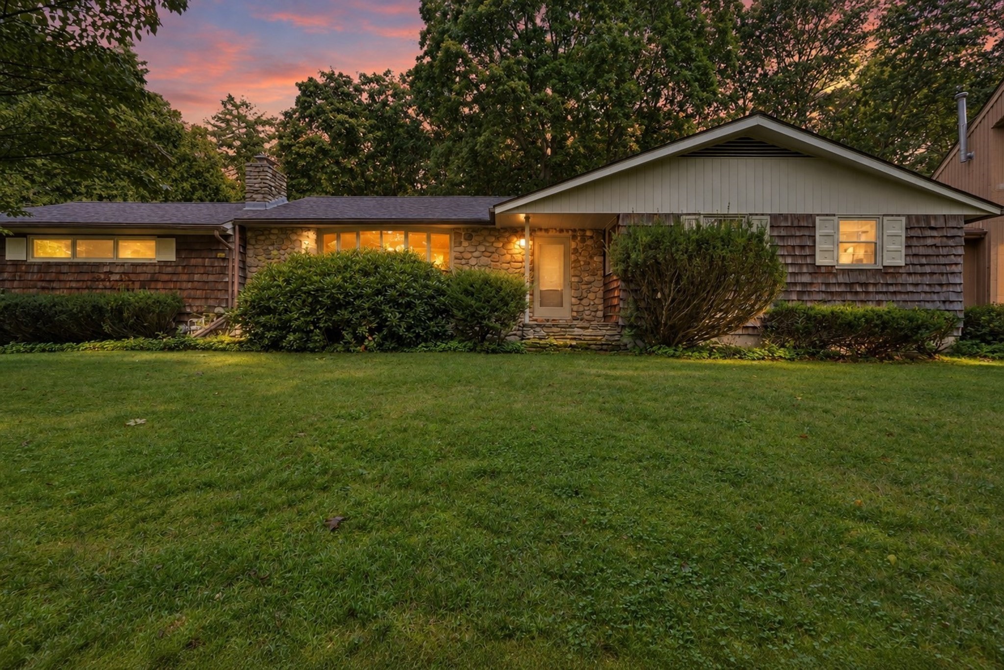 3-bed Single Family at 14 Miller Dr, Warren