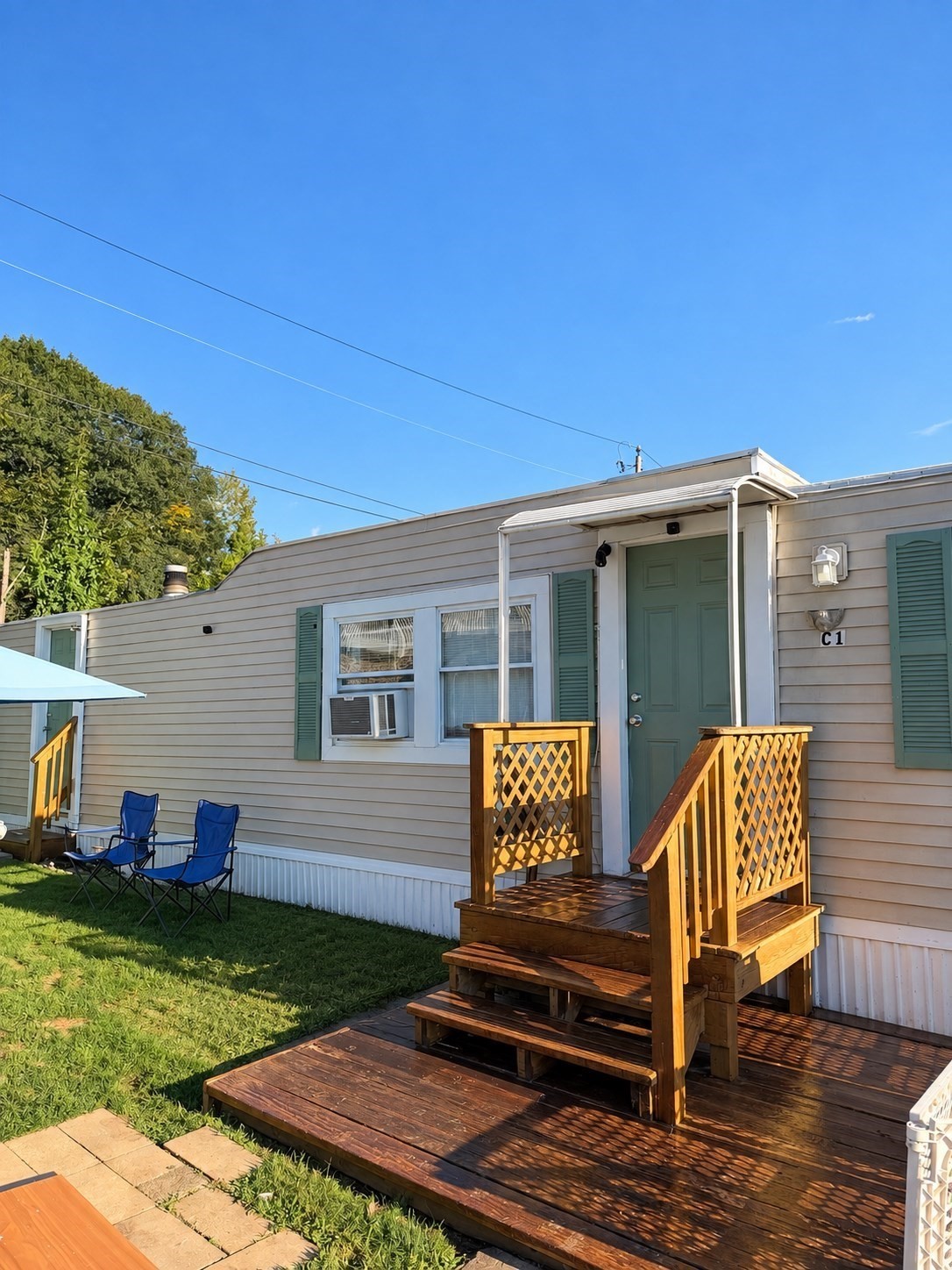 1-bed Single Family at 229 Miller St # C1, Ludlow