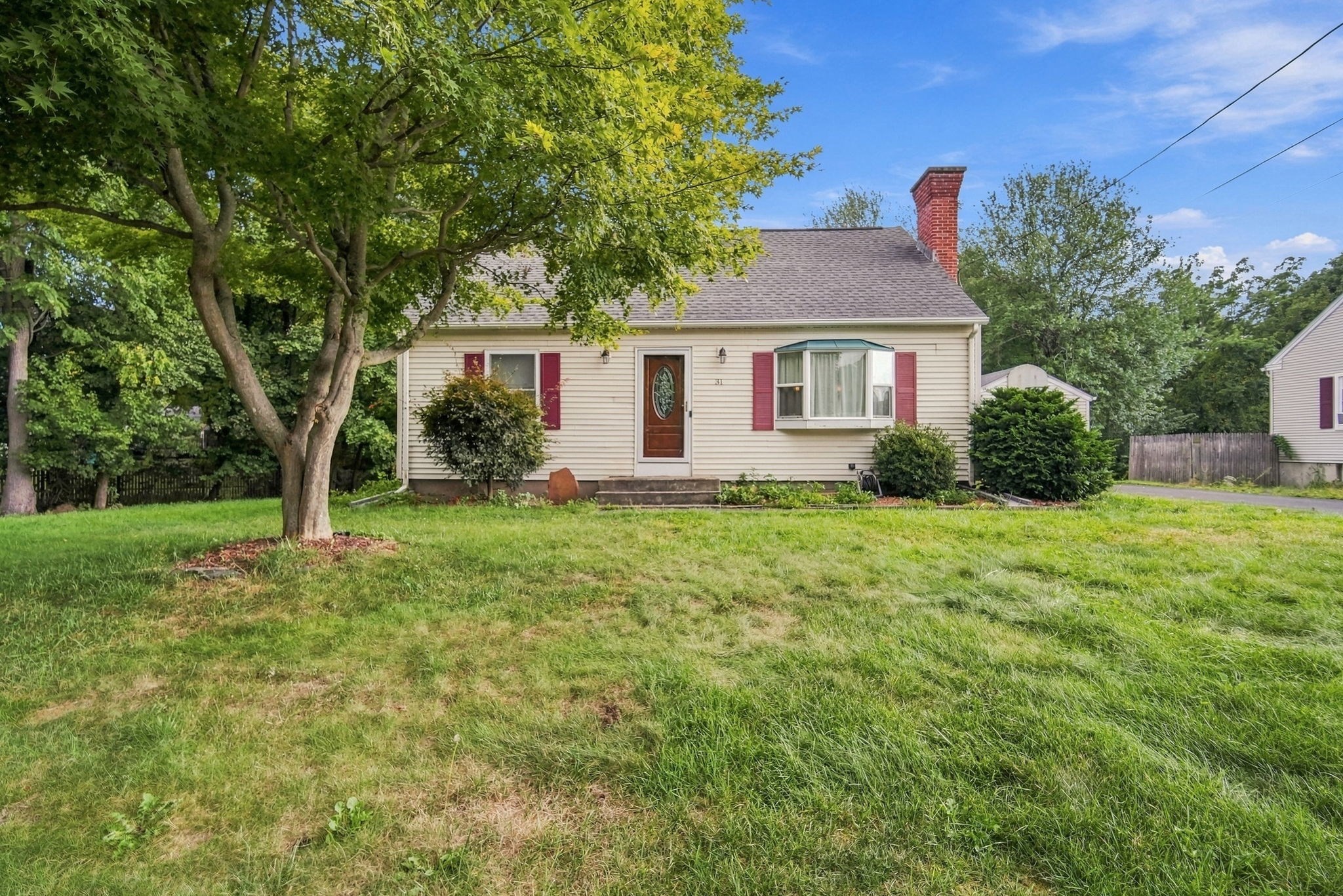 3-bed Single Family at 31 Brook St, East Longmeadow