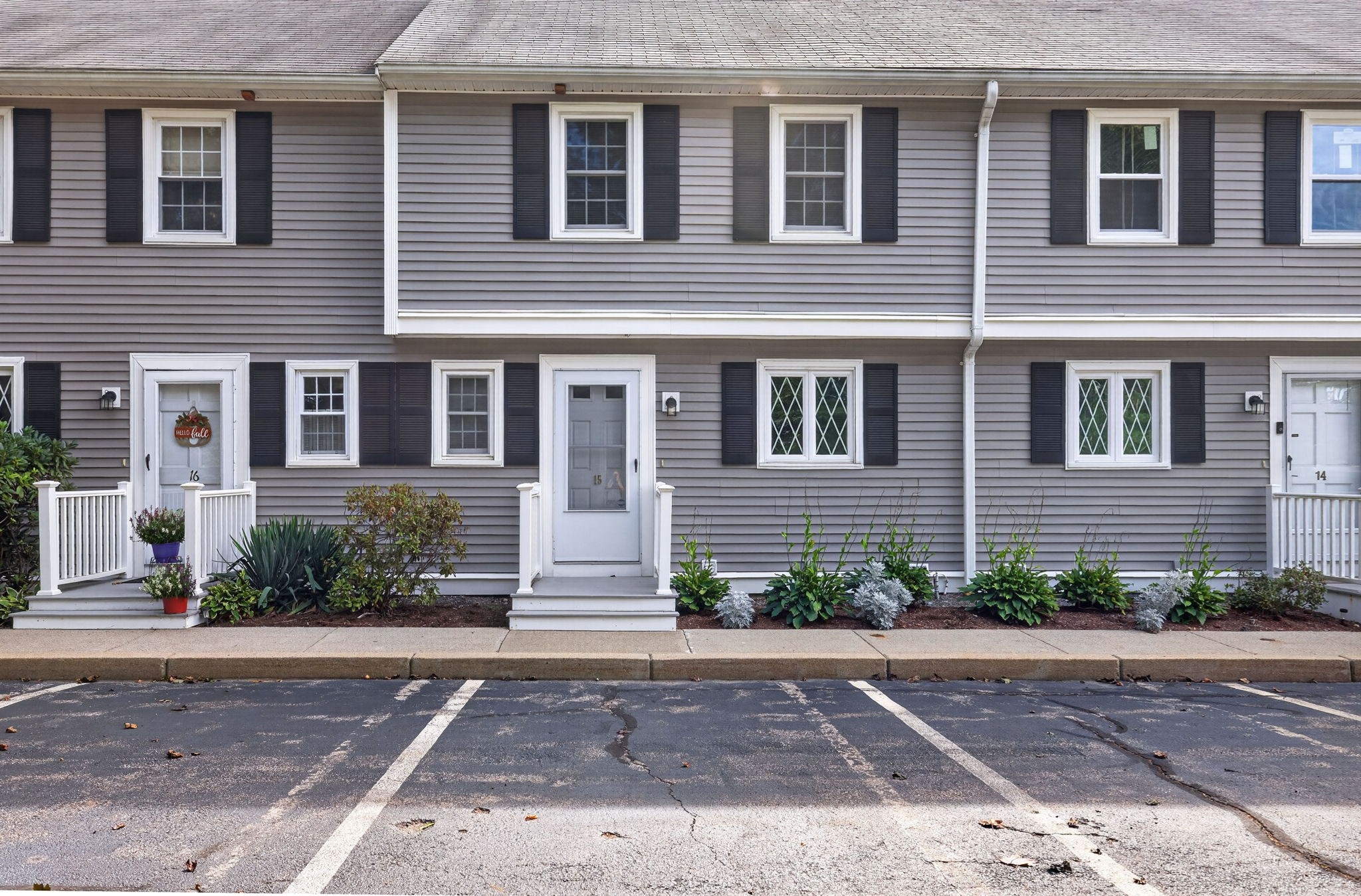 Condomínio de 2 quartos em 685 Bay St. # 15, Taunton