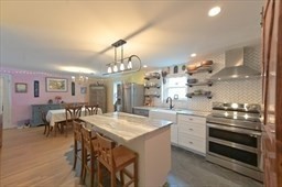 3-bed Single Family at 54R Nahant St, Lynn